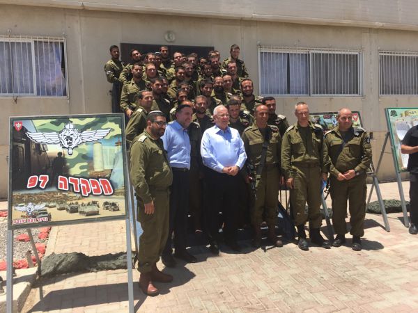 נשיא המדינה הצדיע לחיילים החרדים