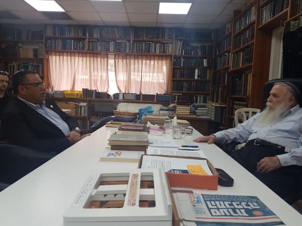 הפנימייה הצבאית באור עציון לא תיסגר