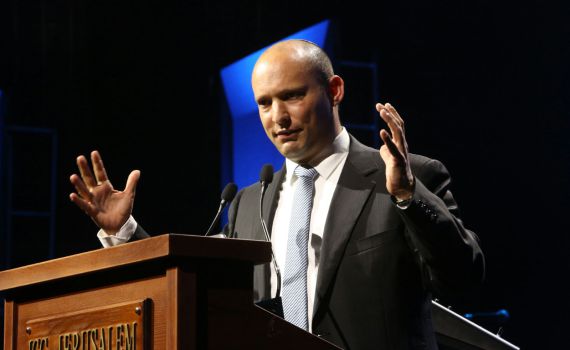 מתנגדים להסכם; "להפסיק להיות הכספומט של הטרור"