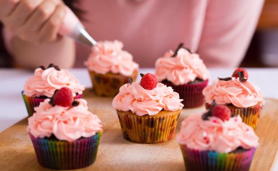 ספיישל חופש: את עוגת השבת הזו תכינו עם הילדים