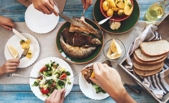 רגע לפני הצום: כמה לשתות ומה לא לאכול היום?