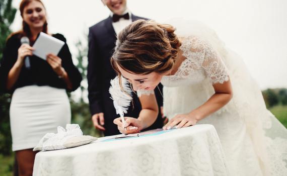 "המסית לחתימה על הסכם כזה איננו רב אורתודוקסי"