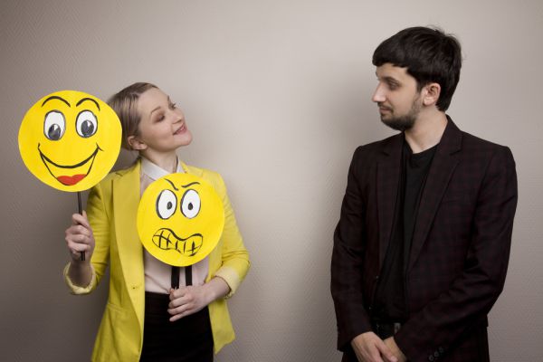 גברים ורגשות: הילכו שניהם יחדיו? מה התפקיד של הרגש בכלל?