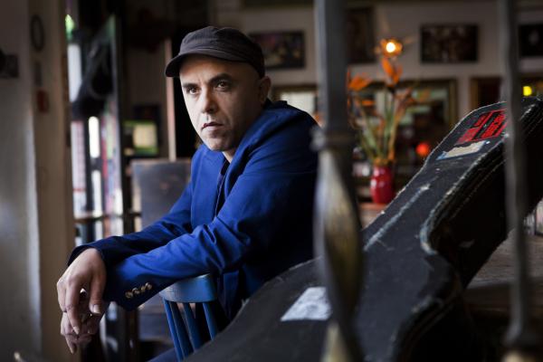 'די לאפליקציות': ארז לב ארי בשיר מחאה