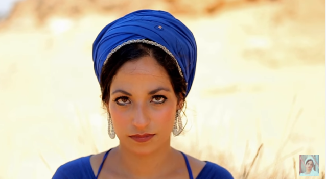 'יום אחד': הזמרת הסרוגה מבית אל בסינגל חדש