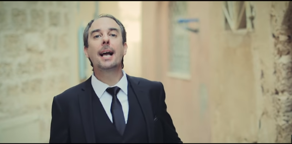 צפו: 'דספסיטו' מתגייר לטובת עונת החתונות