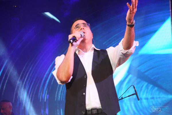 צפו: שוואקי במופע מיוחד לרפואת חולי הקורונה