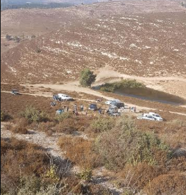 בין הזמנים: ג'יפ ובו משפחה שלמה התהפך בטיול