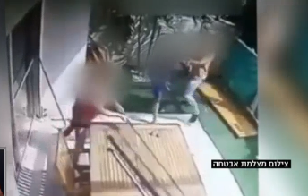 תיעוד קשה • בגלל שיפוץ: אלימות קשה בין שכנים. צפו