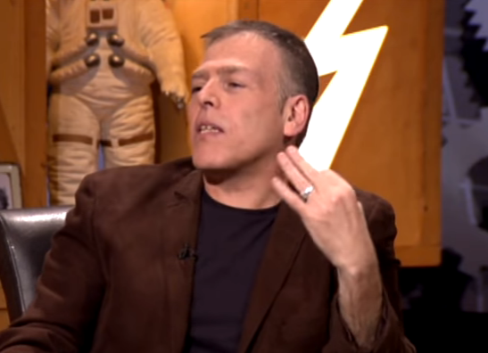 'אפס': קרב ציוצים חריף בין רון קופמן לאראל סג"ל