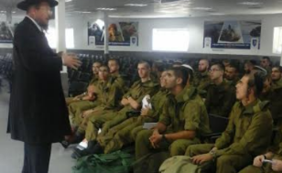 מפתיע: ירידה בגיוס לקרבי? לא אצל החרדים