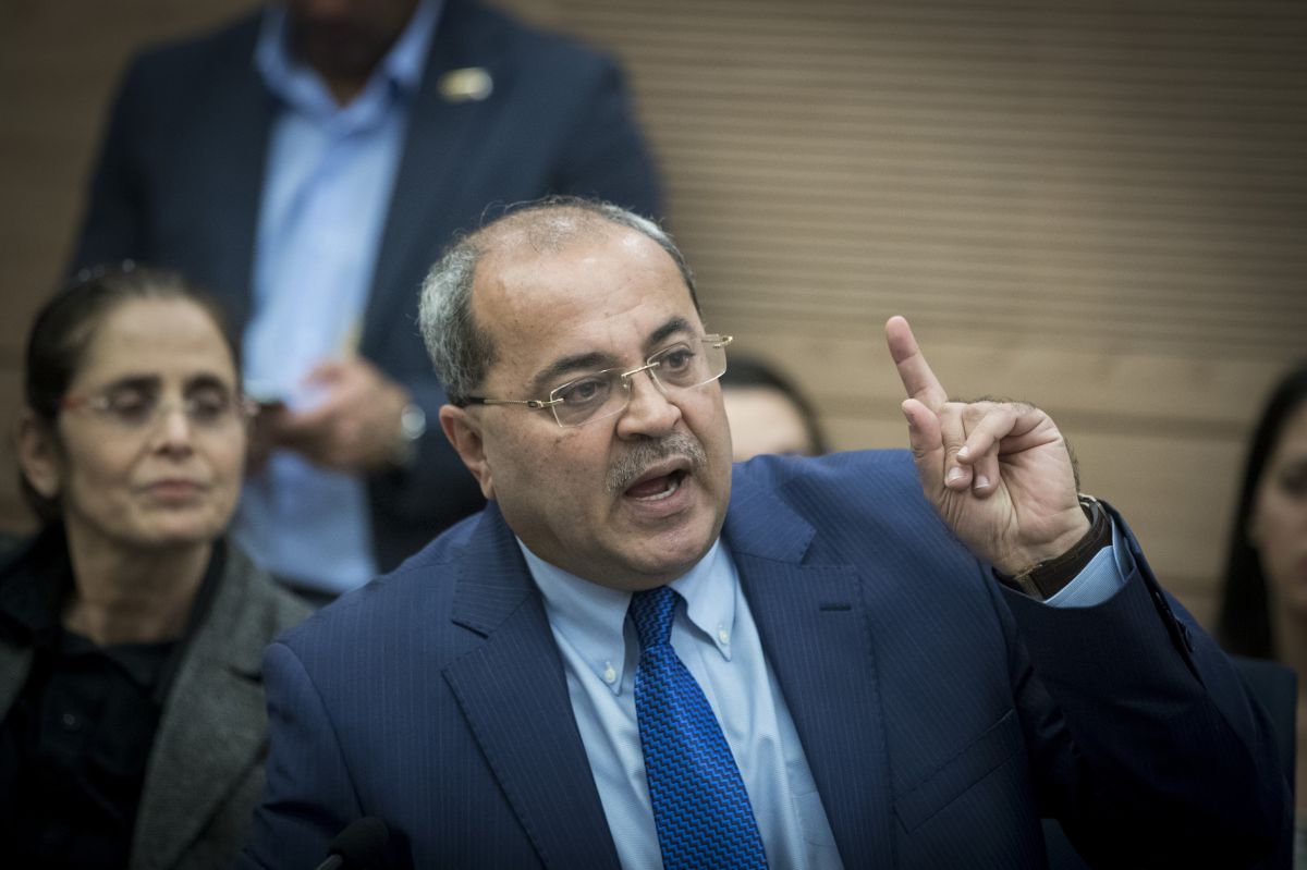 אחמד טיבי: "צריך להקים מחדש את אום אל חיראן"