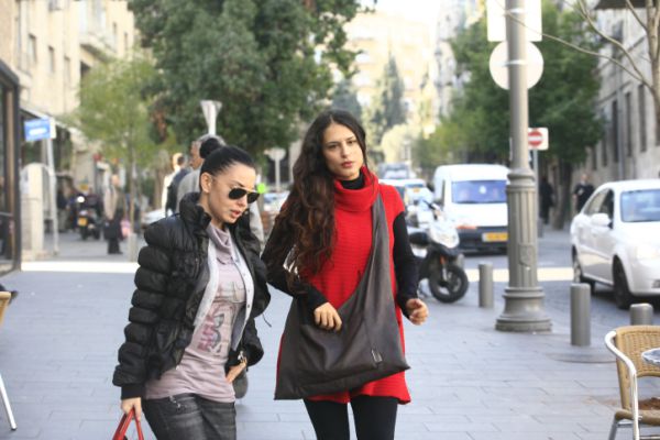 מירי נגד מירי: הזמרת הפופולרית נגד השרה