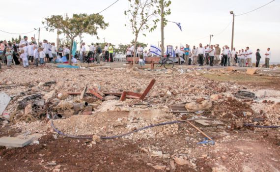 מול האירוע של נתניהו: 'חגיגות' 5 שנים ללא בית