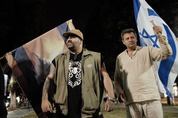 אופס: 'הצל' שכח לחדש דומיין והפך לבדיחה