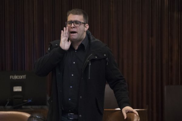 צפו: ח"כ חזן תוקף במילים קשות את הפרקליטות