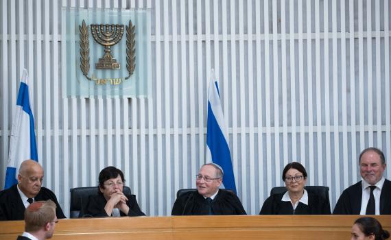 הרב אבינר: שופטי בג"ץ, הפסיקו לבזות את עצמכם