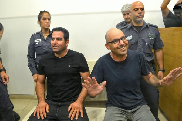 מול בית היועמ"ש: "כיכר גורן הפכה לסמל המחאה"