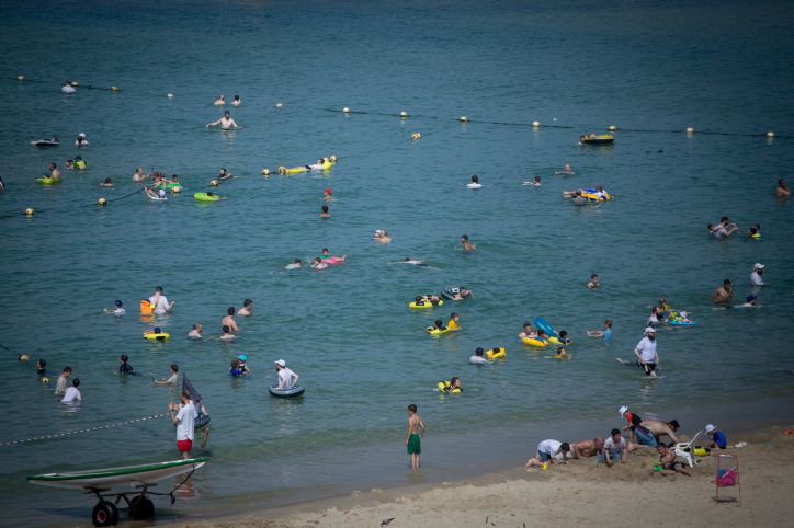 עדיין לא קיץ: חופי הים בתל אביב יהיו סגורים השבוע