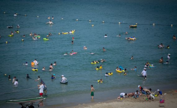עדיין לא קיץ: חופי הים בתל אביב יהיו סגורים השבוע