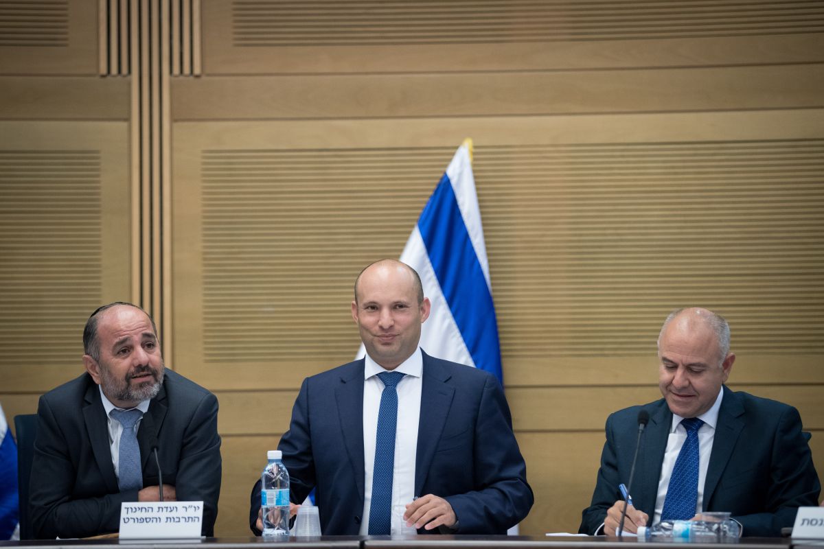 "בחודשים הקרובים נביא פיתרון לקיצור החופשות"