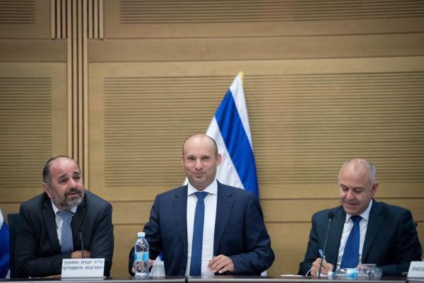 "בחודשים הקרובים נביא פיתרון לקיצור החופשות"