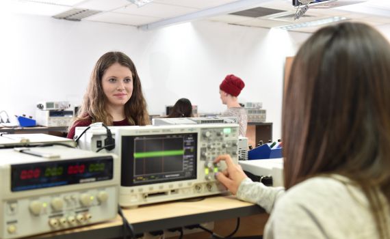 כבוד למגזר: המוסד הסרוג מוביל בשילוב נשים בהייטק