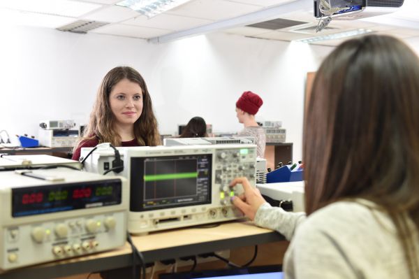 כבוד למגזר: המוסד הסרוג מוביל בשילוב נשים בהייטק