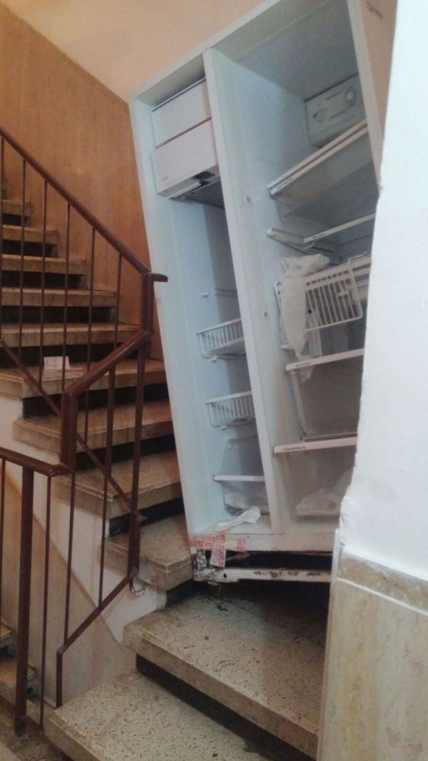 ראשון לציון: בן 40 נהרג מנפילת מקרר