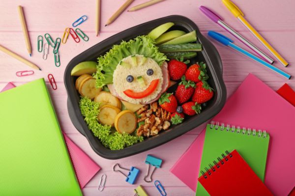 נבדק: המאכלים שיעזרו לילד שלכם להצליח בלימודים