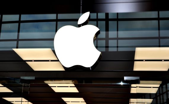 בגלל ממשלת ארה"ב: אפל בחרם ענק על אירן