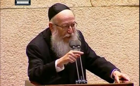 ליצמן עונה ללפיד: דאגת למע"מ אפס ולא לנכים