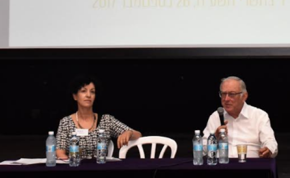 "הפוליטיקאים בארץ תוקפים כדי להרגיש שהם עושים משהו"