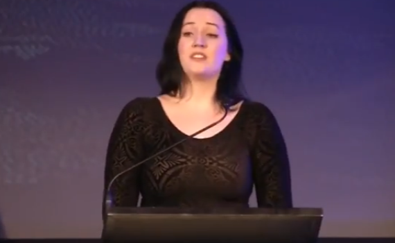 צפו. גדלה עם שתי אמהות: אהבתי אותן אבל רציתי אבא