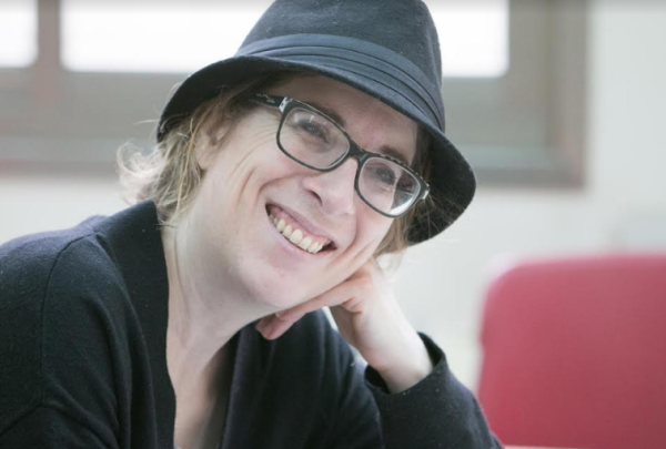 כשאדם מרעיב את עצמו למוות או קופץ מגשר, אנו האבודים, לא הוא