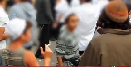 תיעוד מדאיג מאומן: ילדים מעשנים, שותים ומטרידים נהגים