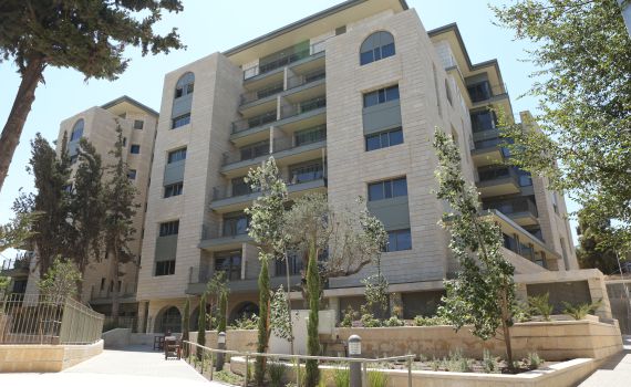 מגמה חדשה: סרוגים שעוזבים את ביתם ועוברים לגור בירושלים