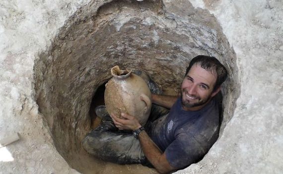 קרפדות ערופות ראש מלפני 4,000 שנה התגלו בי-ם