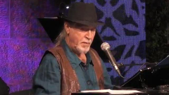 לראשונה מאז התלונות: גרוניך בהופעה פומבית