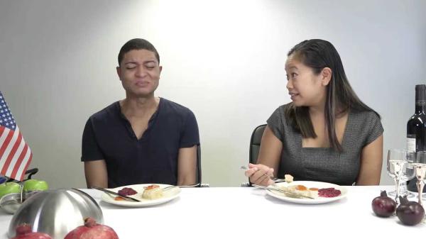 קורע: כשאמריקאים טעמו גפילטע פיש. צפו