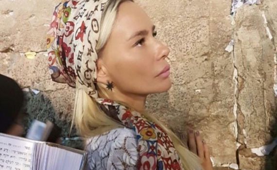 ריגשה את הרשת: כוכבת 'השיר שלנו' מתחזקת