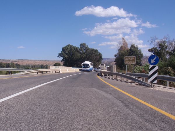 טרגדיה בגשר אריק: האב קפץ להציל את בתו וטבע בירדן