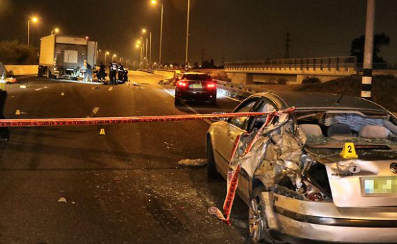 לילה קשה: נהג משאית דרס למוות שלושה צעירים