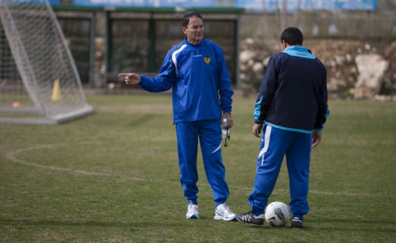 בגלל הראיון אלי כהן פוטר מבית"ר אחרי שבוע וחצי