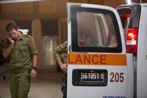 חיילת התמוטטה ופונתה לבית החולים במצב אנוש