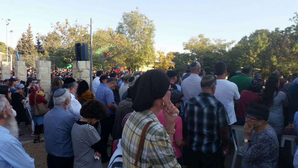 הלווית שרה לונדון: "אשת חסד וחברת אמת"