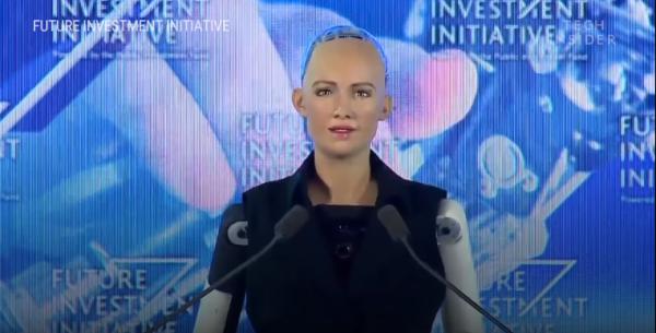 הזוי: רובוטית בסעודיה קיבלה אזרחות