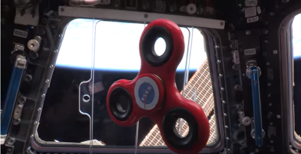 משעשע: מה קורה כשמנסים לסובב ספינר בחלל?