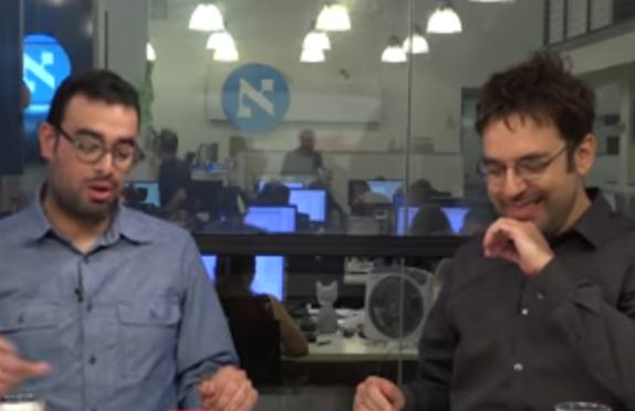 צפו: כתבי 'הארץ' אוכלים את החטיף החריף בעולם