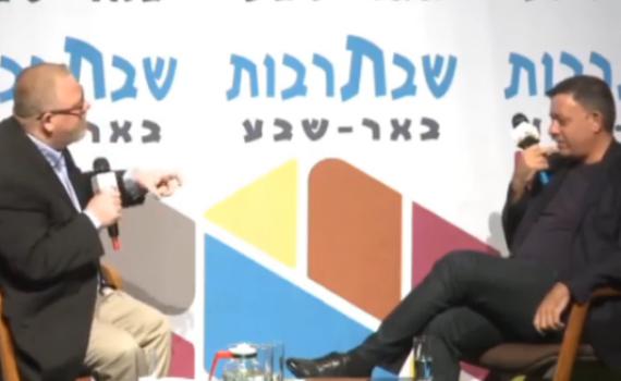 איך האנגלית של אבי גבאי? צפו בסרטון ושפטו בעצמכם